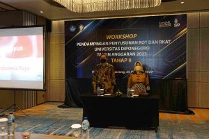 DSC02000_11zon-300x200